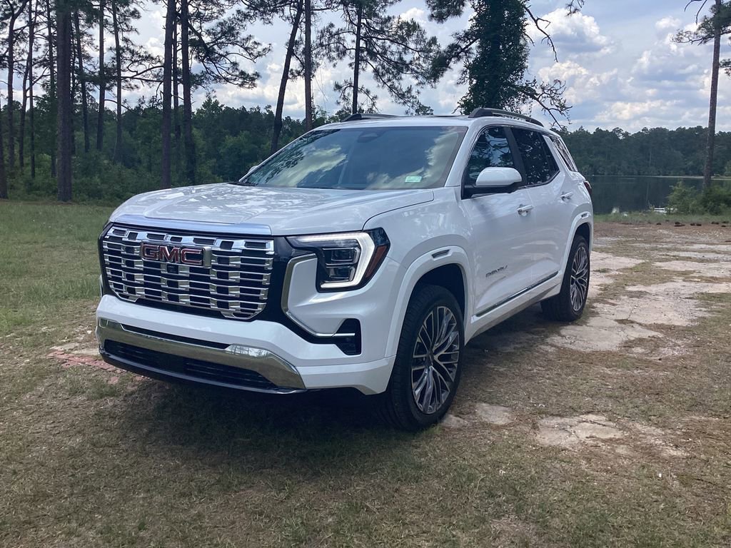 New 2026 GMC Terrain Denali w/ LPO, Floor Liner Package AWD/4WD image 1