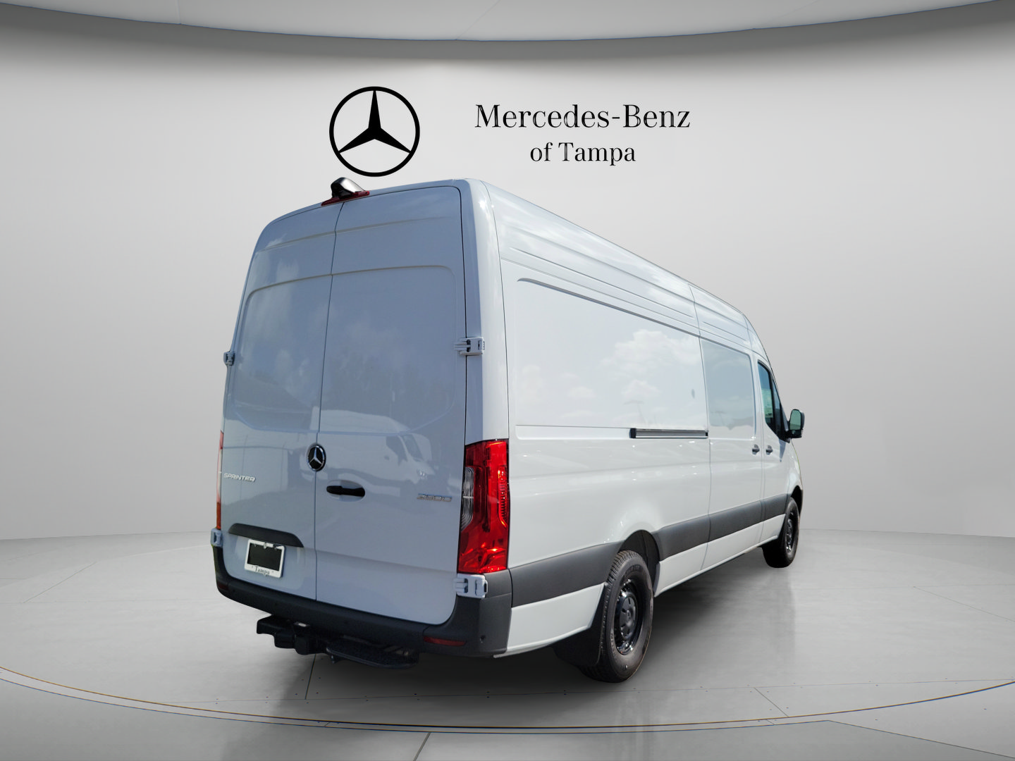 Used 2026 Mercedes-Benz Sprinter 2500 image 4