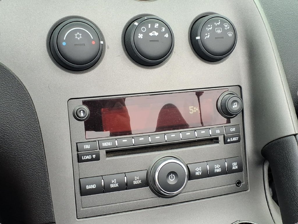 Used 2007 Pontiac Solstice GXP w/ Premium Package RWD image 21
