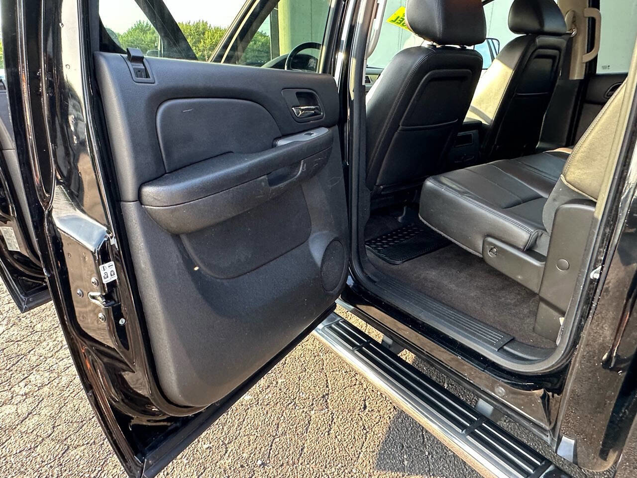 Used 2013 Chevrolet Silverado 2500 LTZ w/ LTZ Plus Package image 21