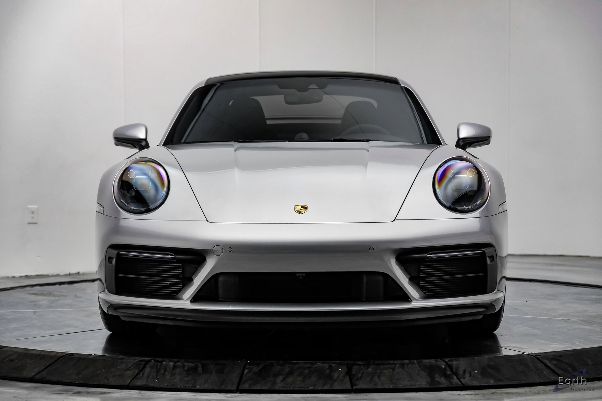 Used 2024 Porsche 911 Carrera GTS RWD image 31