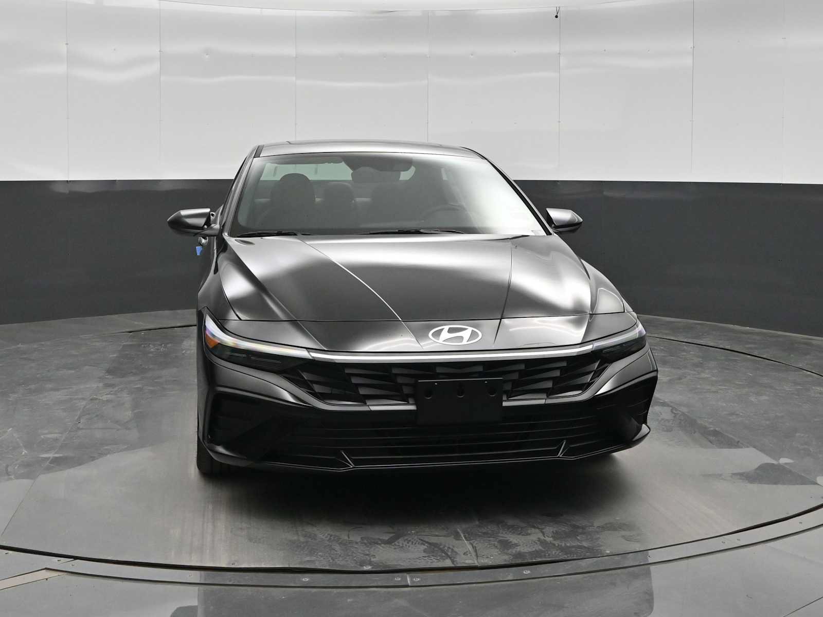 New 2026 Hyundai Elantra SEL Sport FWD video 2