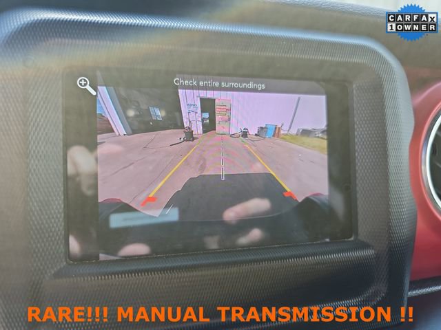 Used 2021 Jeep Gladiator Rubicon w/ Cold Weather Group image 18