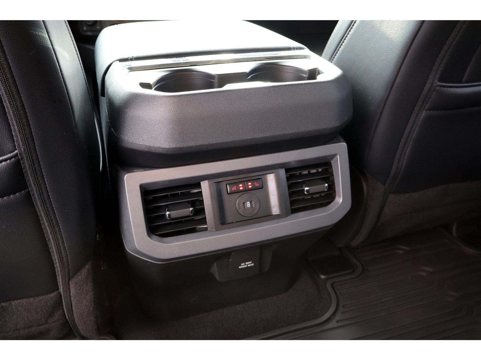 Used 2025 Ford F250 Lariat w/ Lariat Ultimate Package AWD/4WD image 26