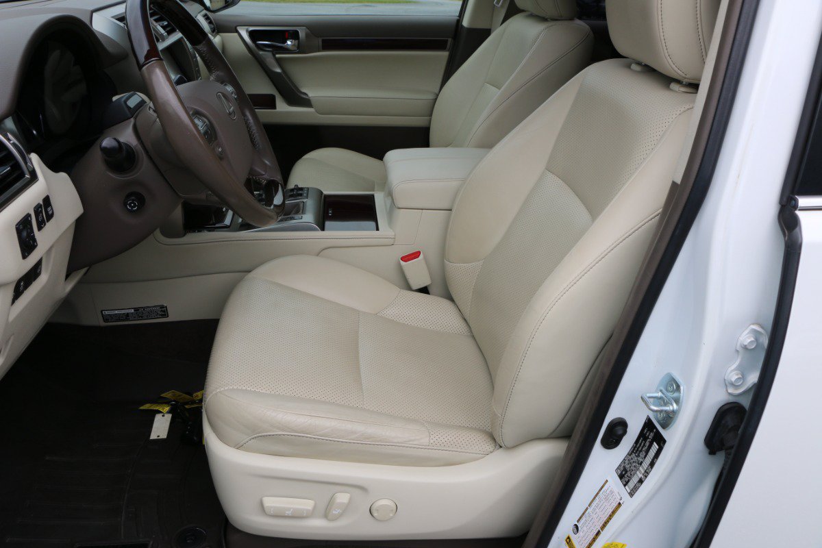 Used 2019 Lexus GX 460 Luxury AWD/4WD image 31