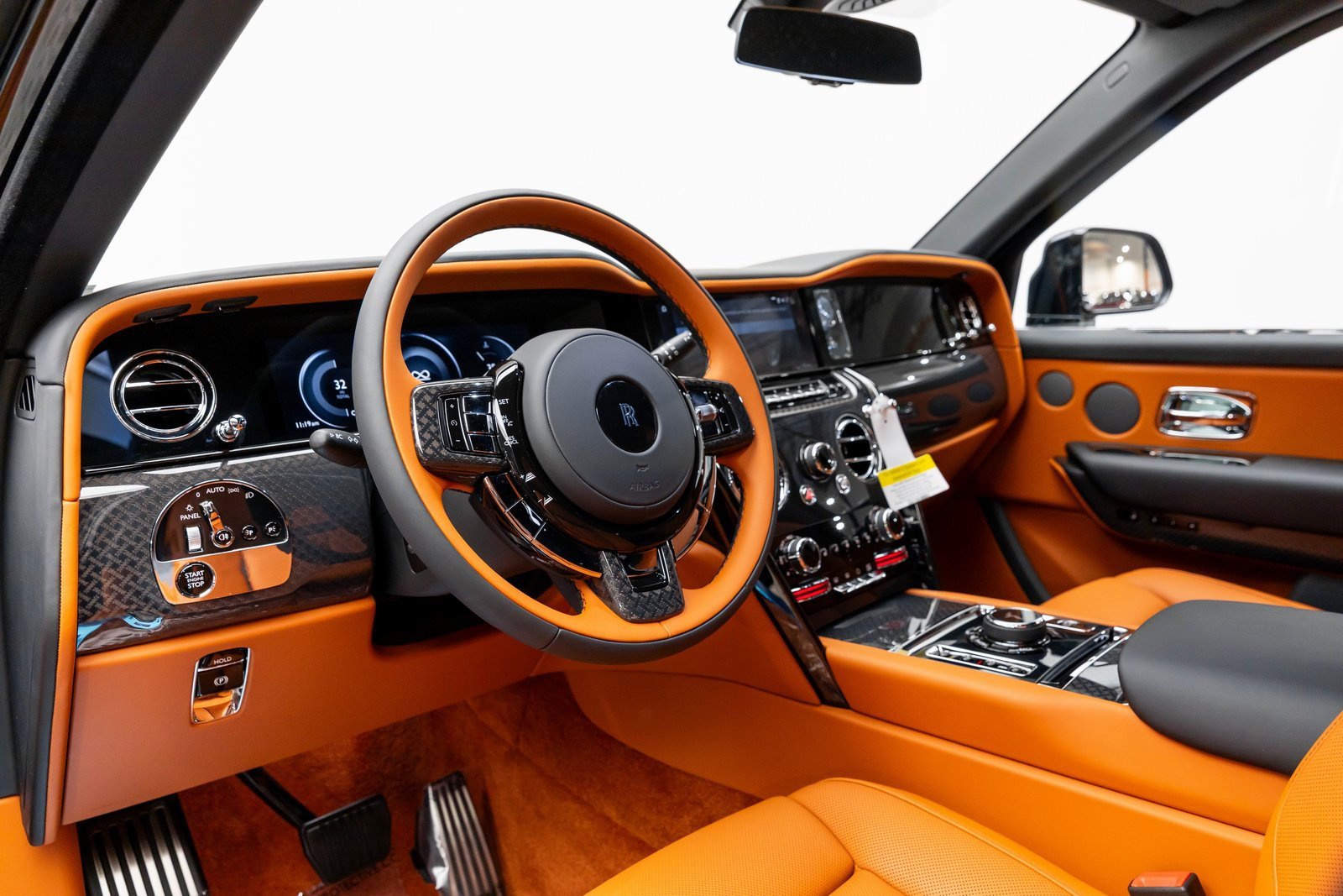 New 2026 Rolls-Royce Cullinan Black Badge image 15