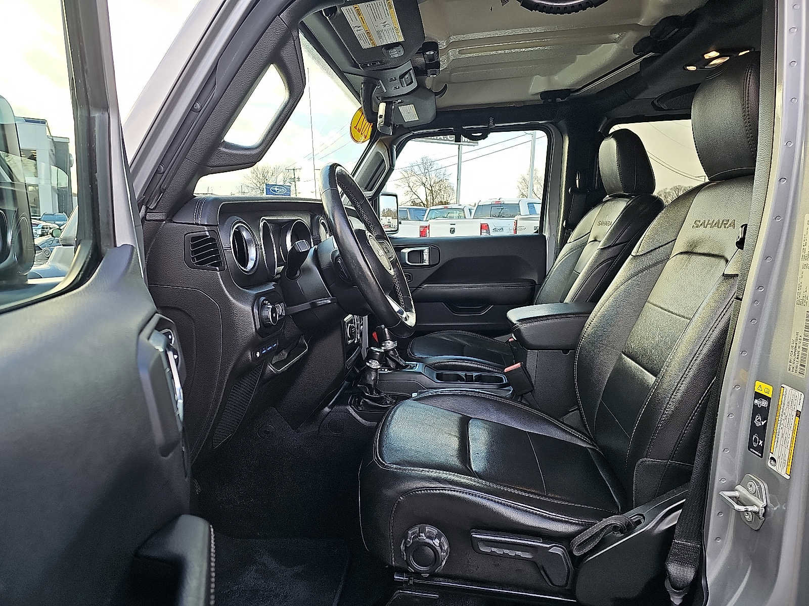 Used 2021 Jeep Wrangler Unlimited Sahara w/ Cold Weather Group image 14