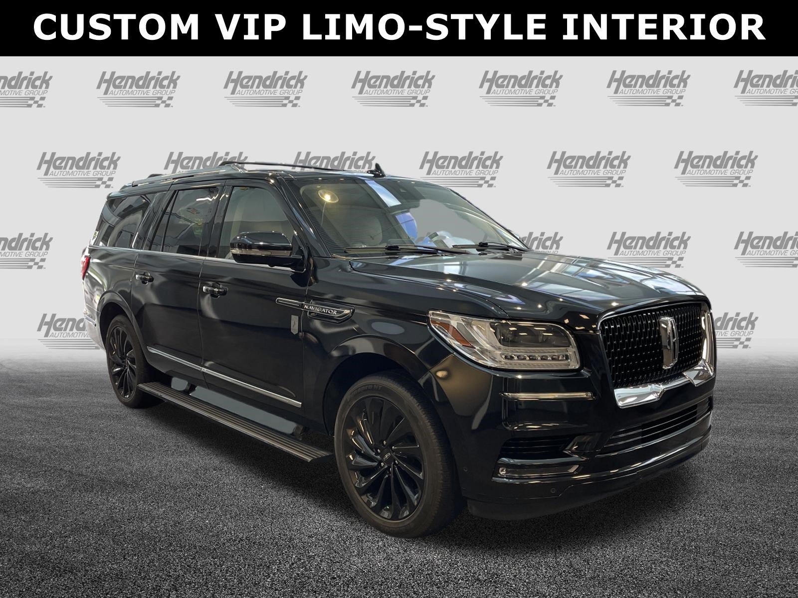 Used 2021 Lincoln Navigator L Reserve AWD/4WD image 2