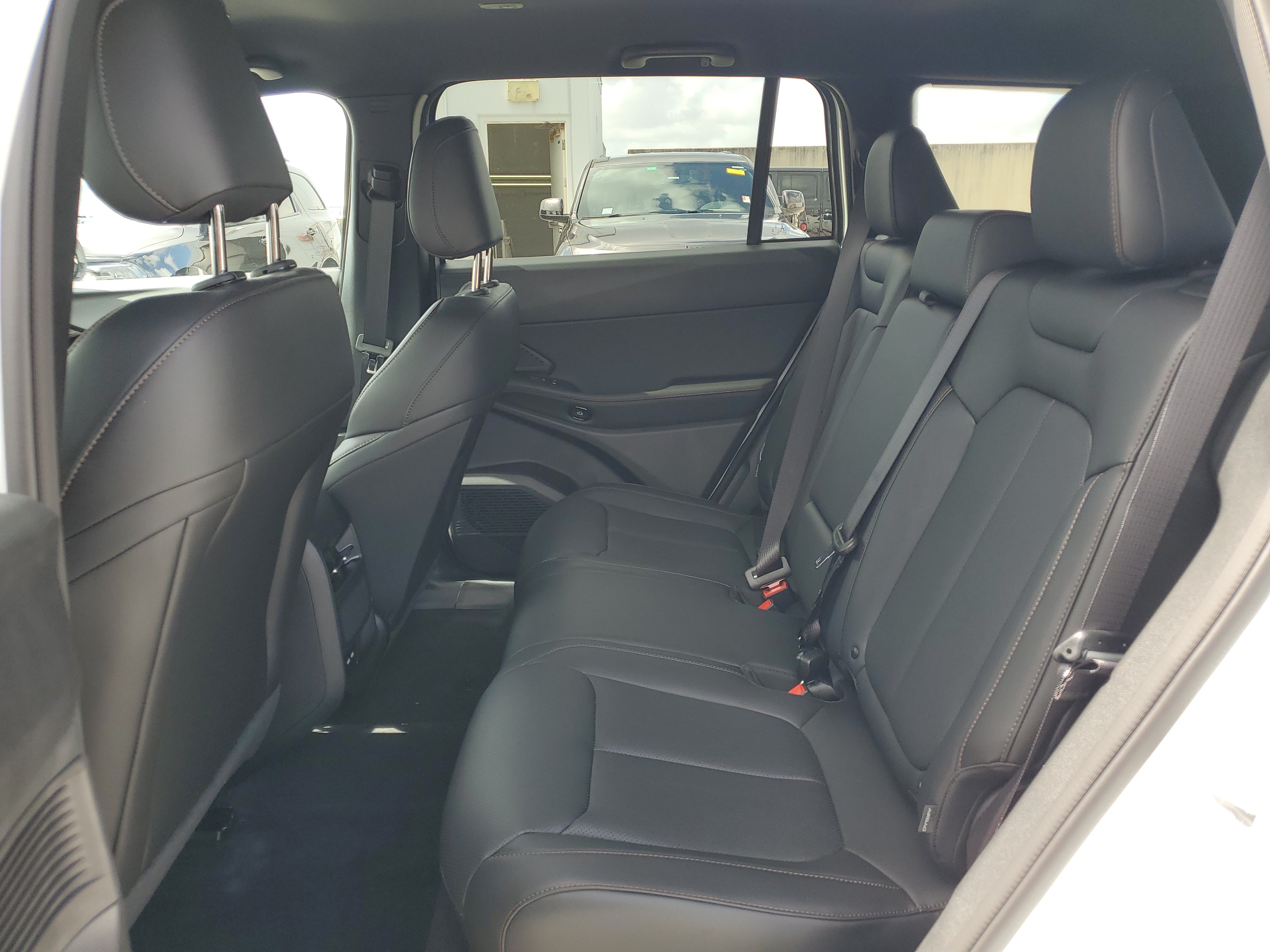 New 2026 Jeep Cherokee Limited AWD/4WD image 9