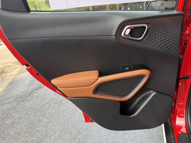 Certified 2025 Kia Soul EX FWD image 22