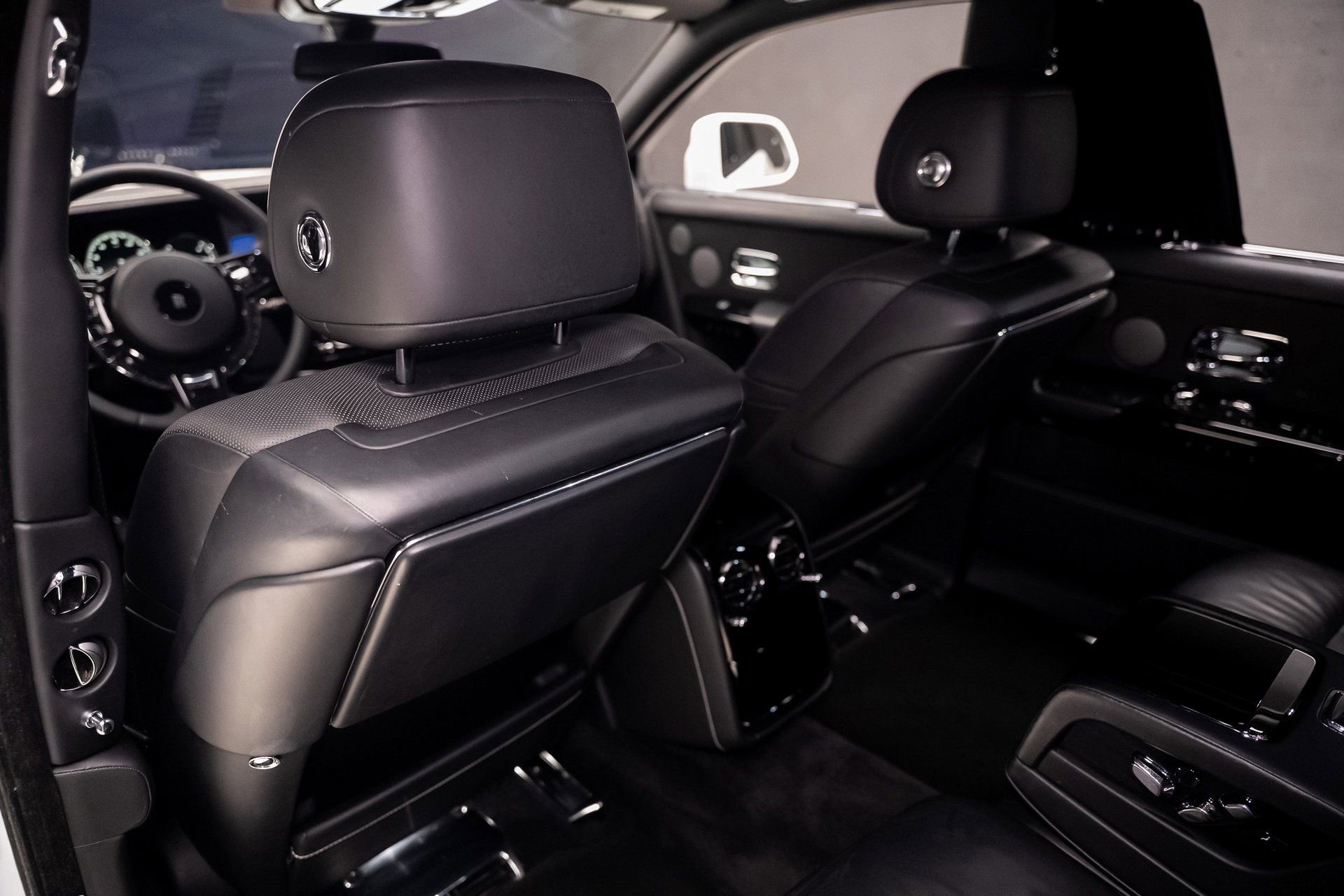 Used 2018 Rolls-Royce Phantom Sedan image 66