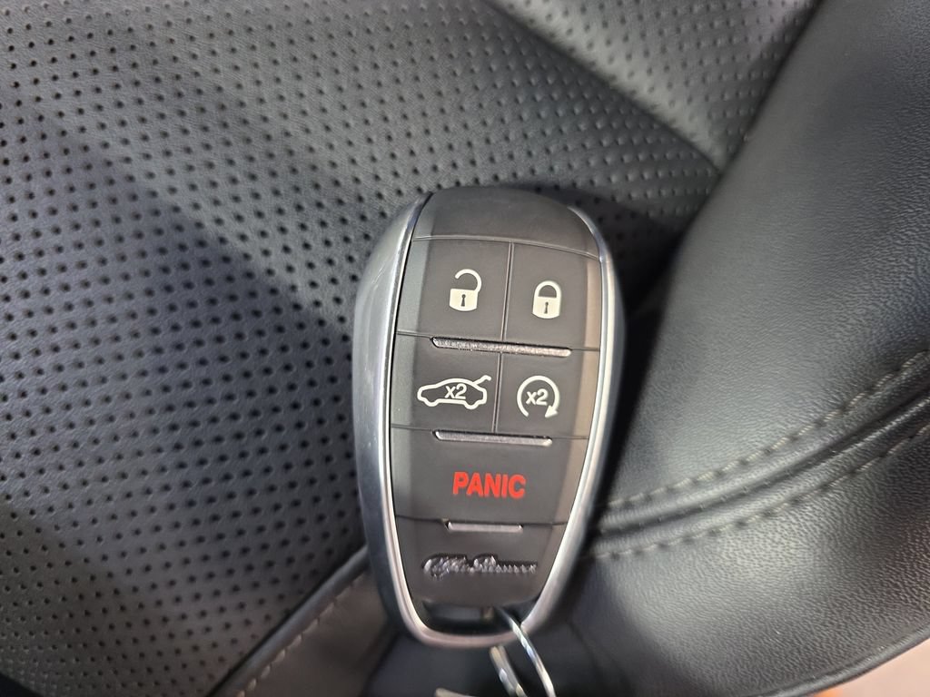 Used 2024 Alfa Romeo Tonale Ti AWD/4WD image 36