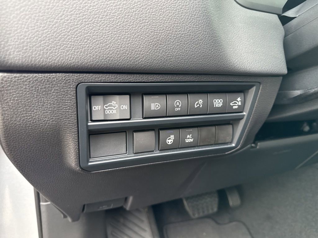 Used 2024 Toyota Tundra Limited image 15