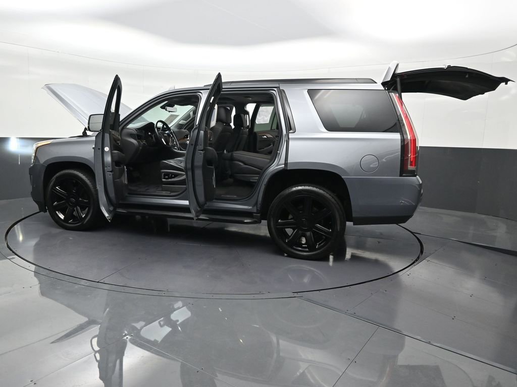 Used 2020 Cadillac Escalade Luxury image 37