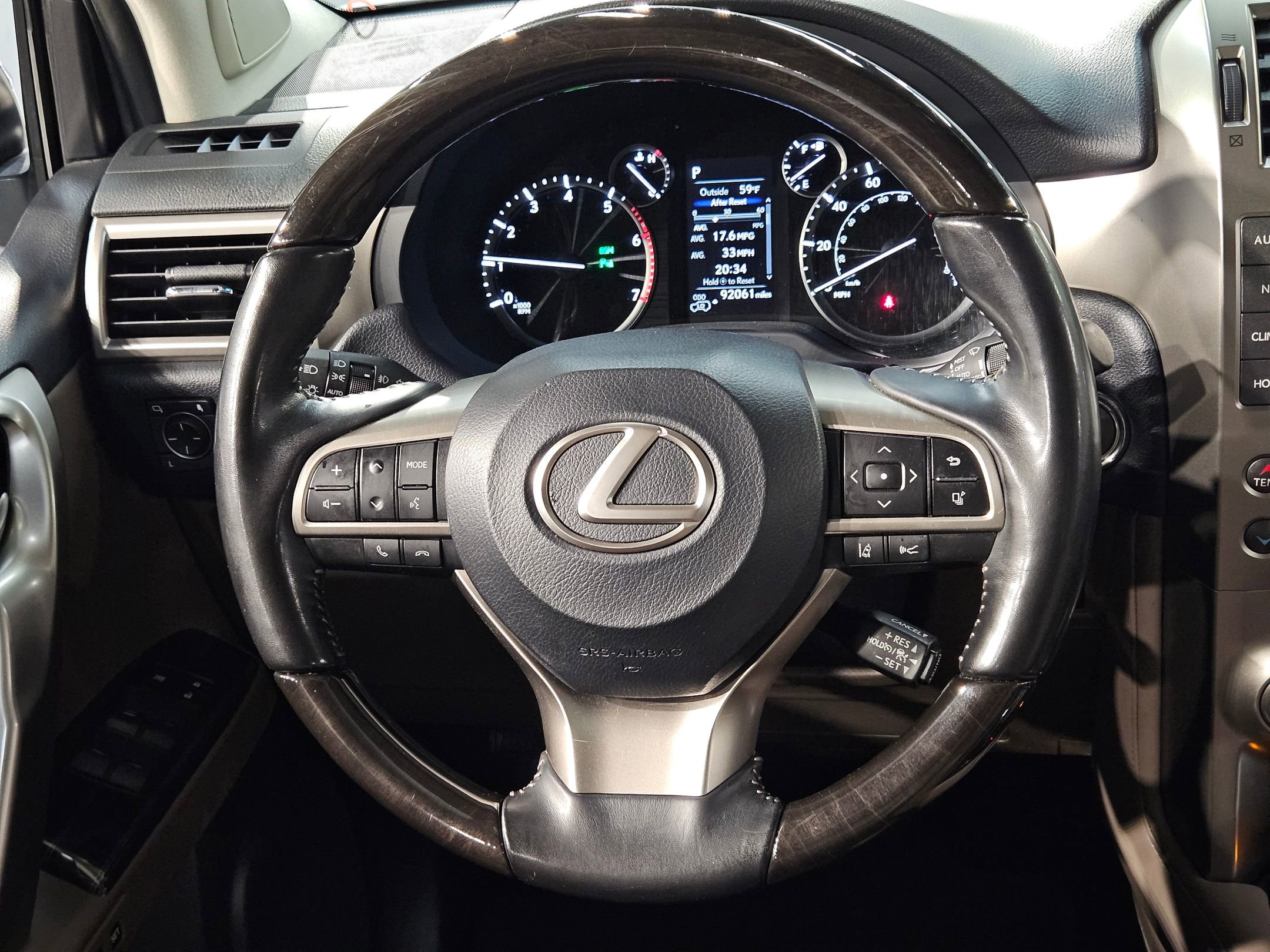Used 2021 Lexus GX 460 Luxury w/ Sport Design Package AWD/4WD image 27