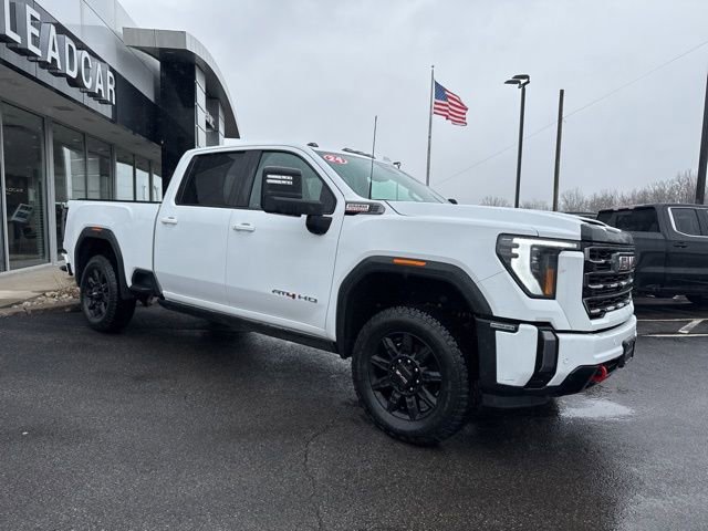 Used 2024 GMC Sierra 2500 AT4 w/ AT4 Premium Plus Package image 7