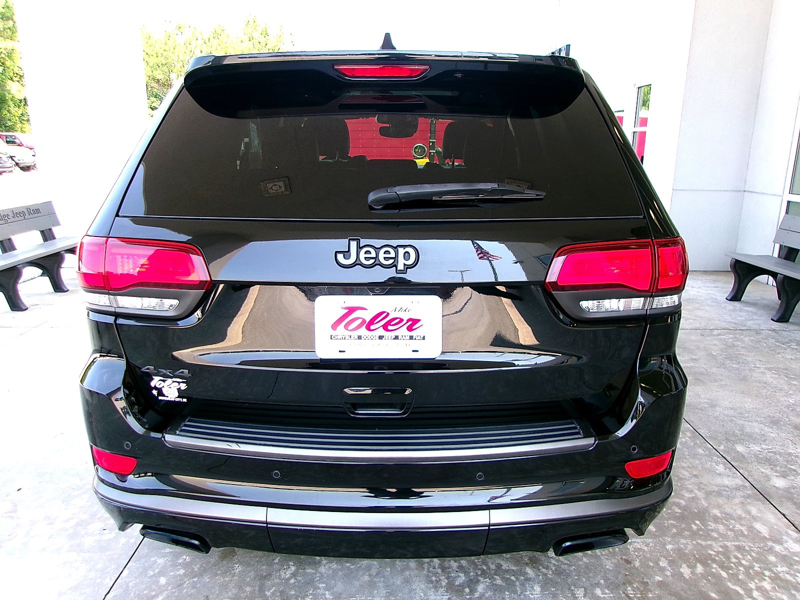 Used 2021 Jeep Grand Cherokee High Altitude AWD/4WD image 23