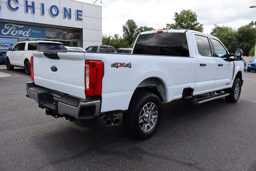 Used 2025 Ford F250 XLT AWD/4WD image 3