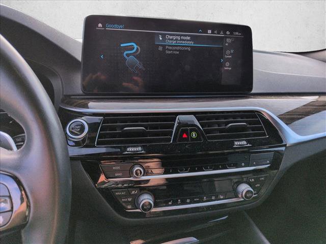Used 2021 BMW 530e xDrive w/ Convenience Package image 15