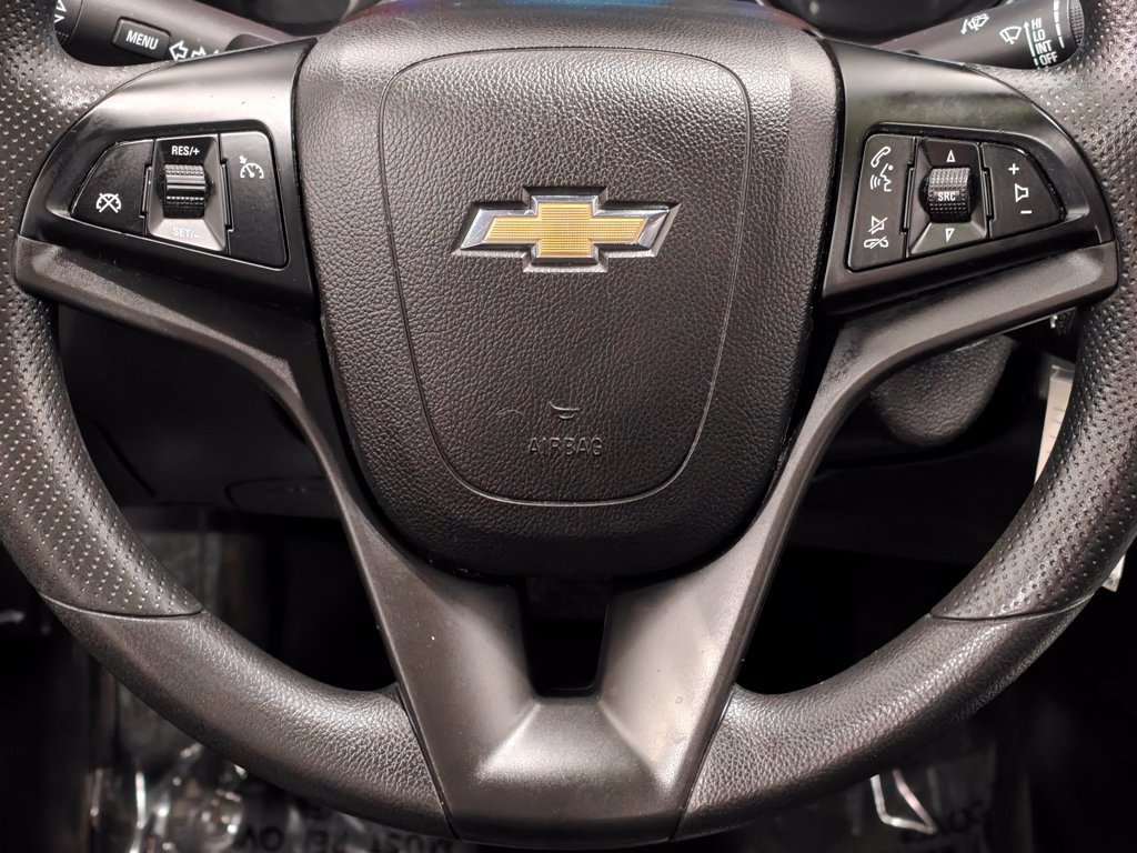 Used 2015 Chevrolet Cruze LT FWD image 5
