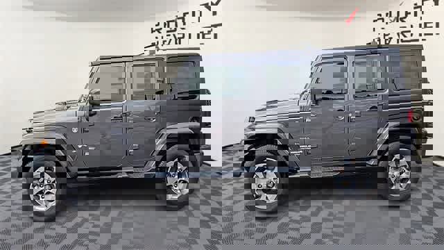 Used 2017 Jeep Wrangler Unlimited Sahara image 5