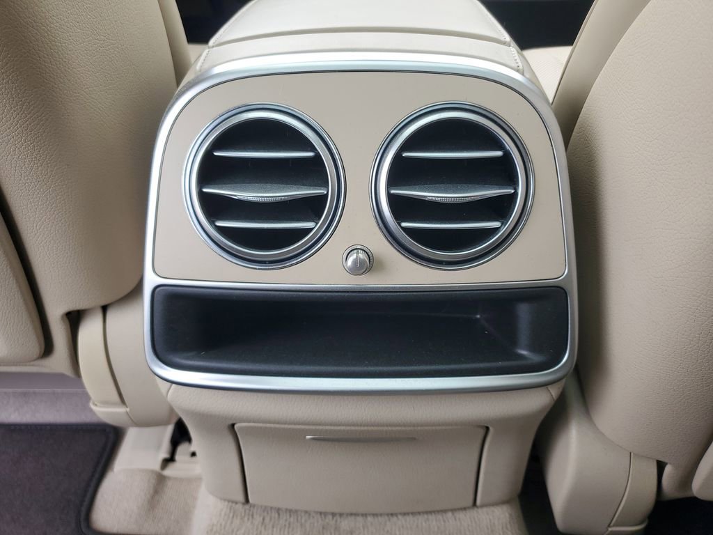 Used 2019 Mercedes-Benz S 560 Sedan image 14