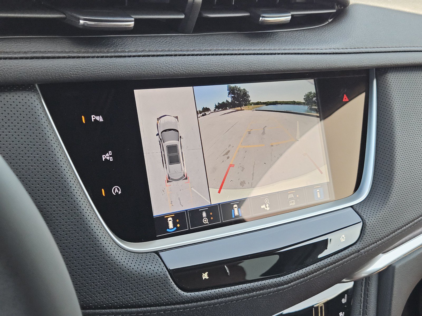 New 2026 Cadillac XT5 Premium Luxury w/ Driver Assist Package FWD image 13