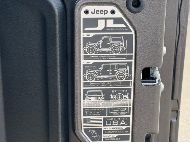 New 2026 Jeep Wrangler Unlimited Rubicon w/ Safety Group AWD/4WD image 35