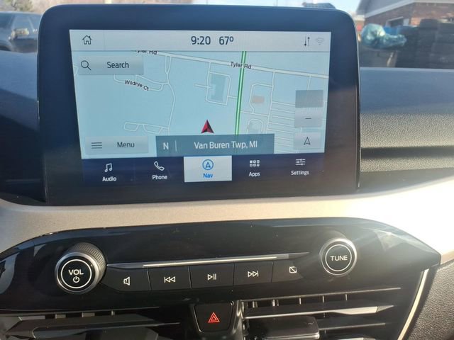 Certified 2020 Ford Escape SE image 19