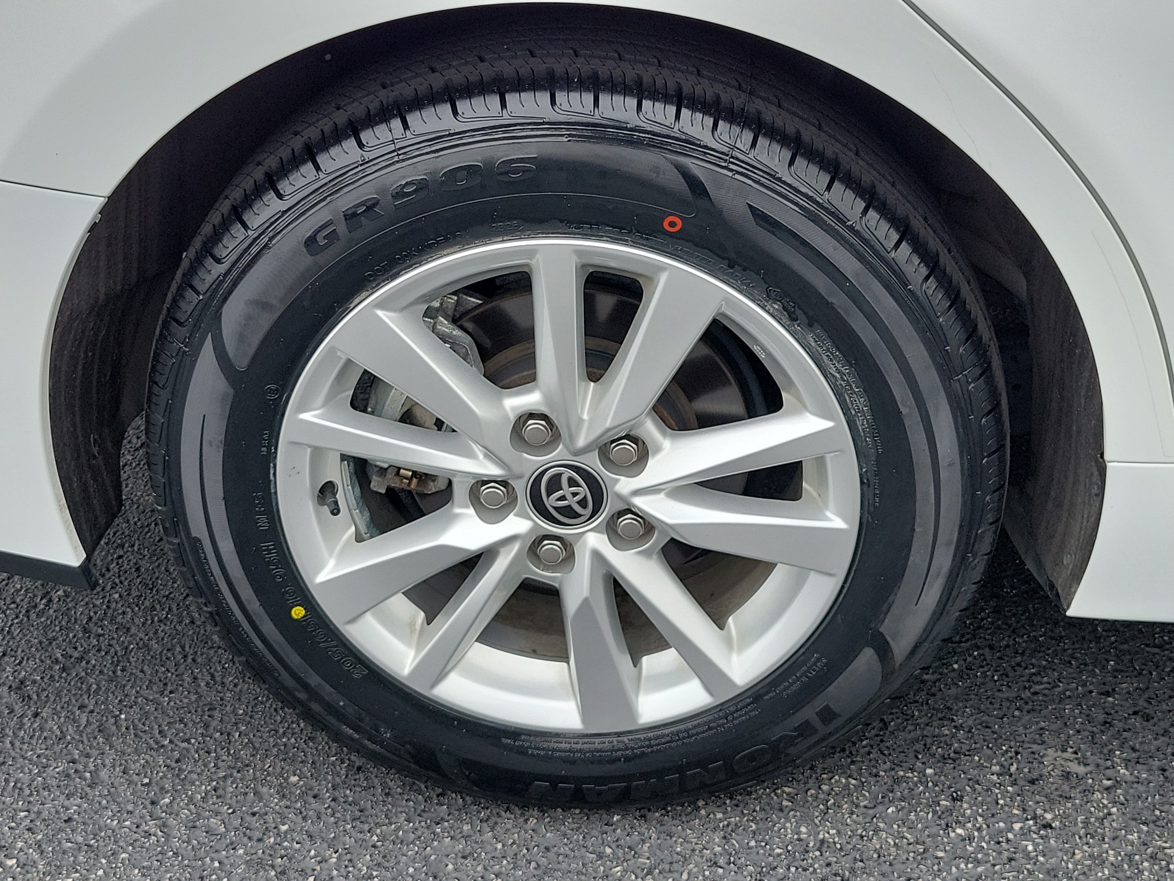 Certified 2025 Toyota Camry LE FWD image 6