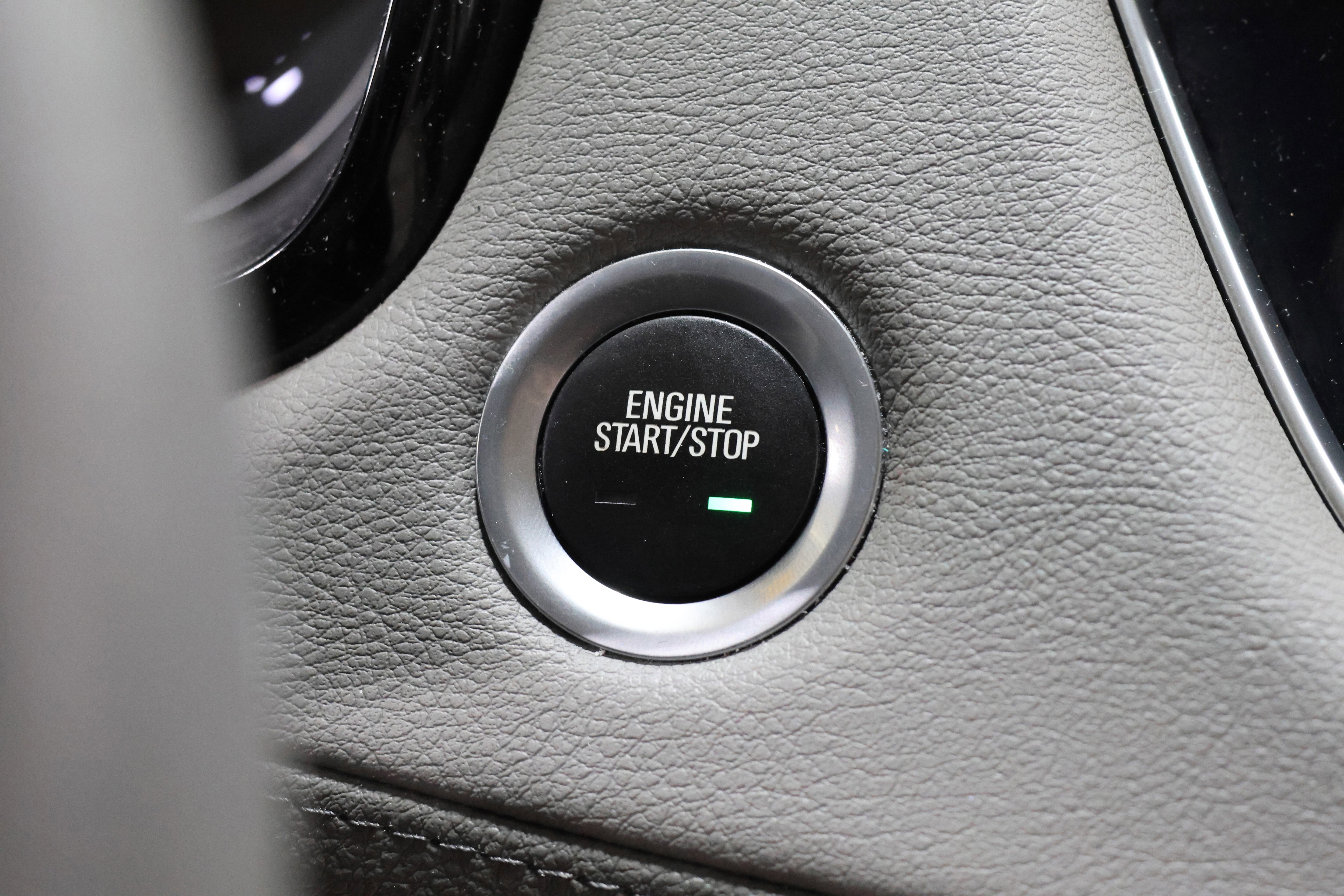 Used 2020 Cadillac XT5 Premium Luxury image 25