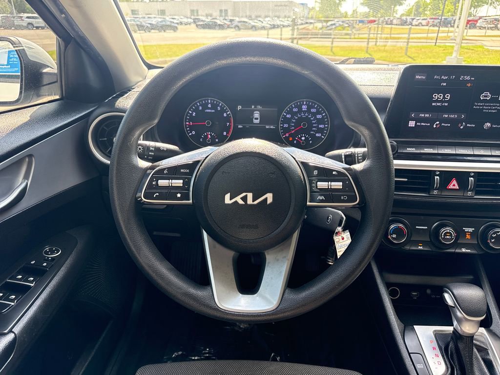 Used 2022 Kia Forte LXS image 19