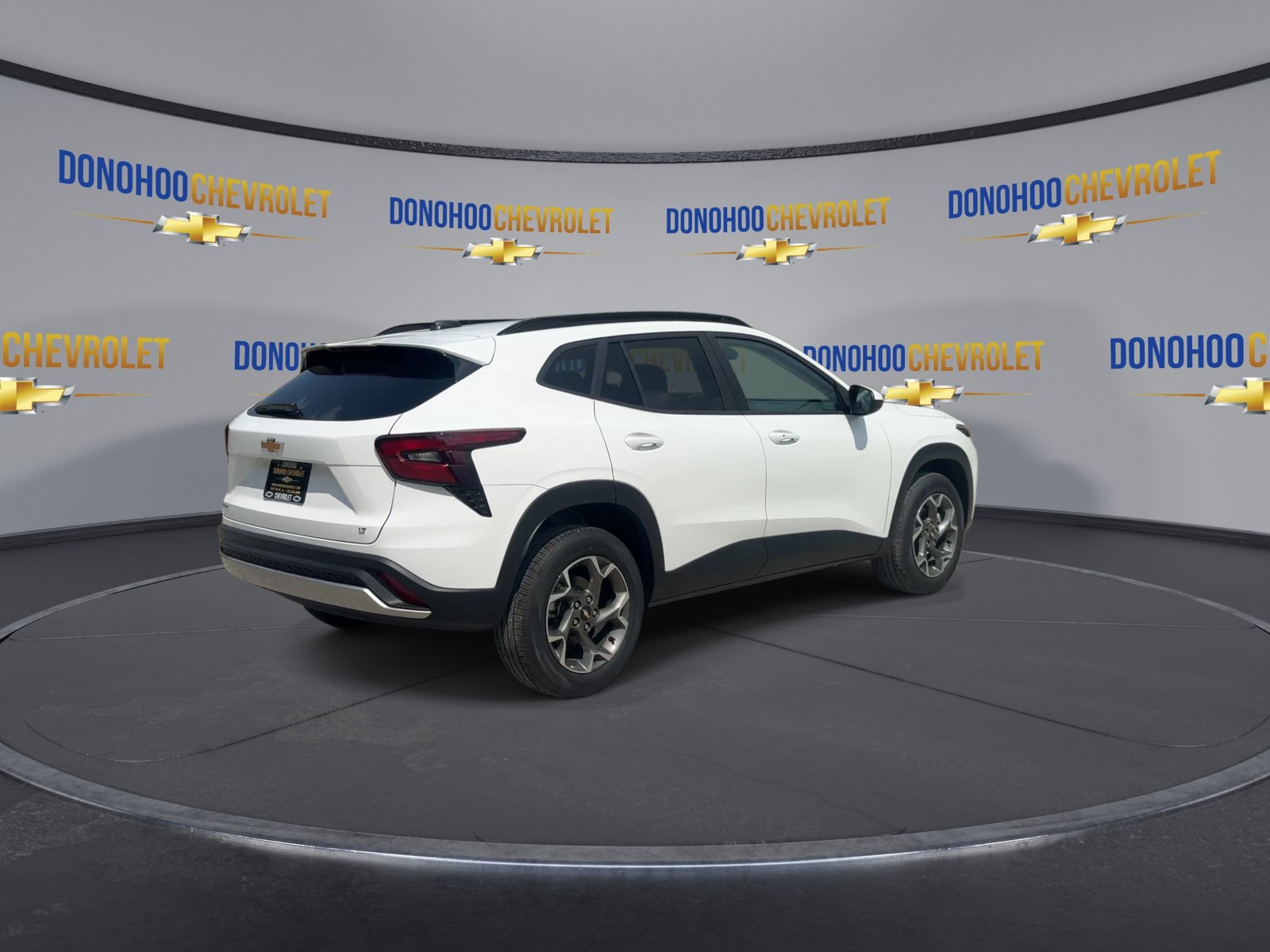 New 2026 Chevrolet Trax LT w/ LT Convenience Package FWD image 11