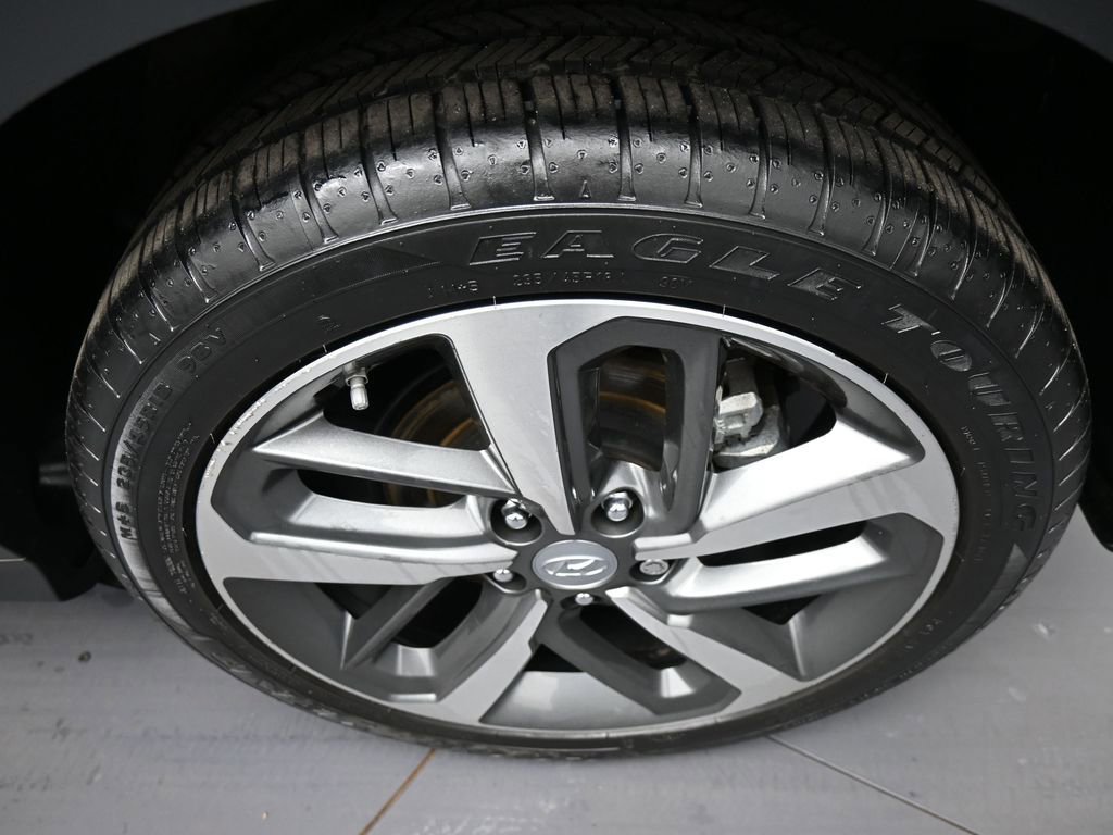 Used 2021 Hyundai Kona Limited image 15