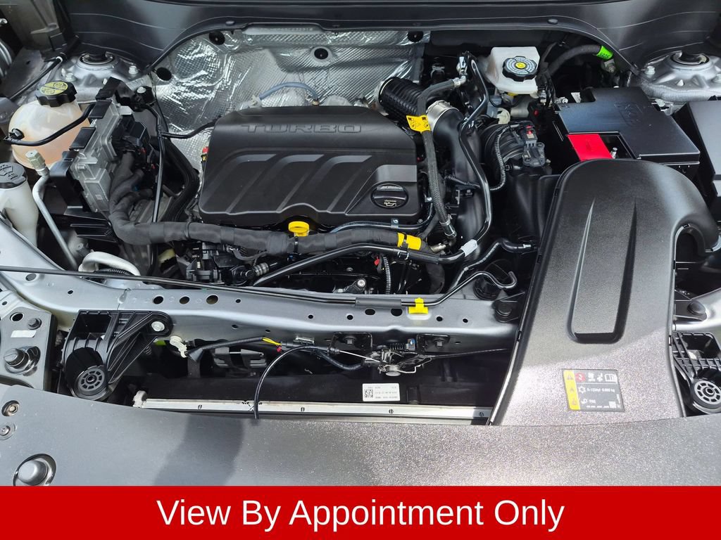 Used 2025 Chevrolet Trax LT w/ LT Convenience Package FWD image 27