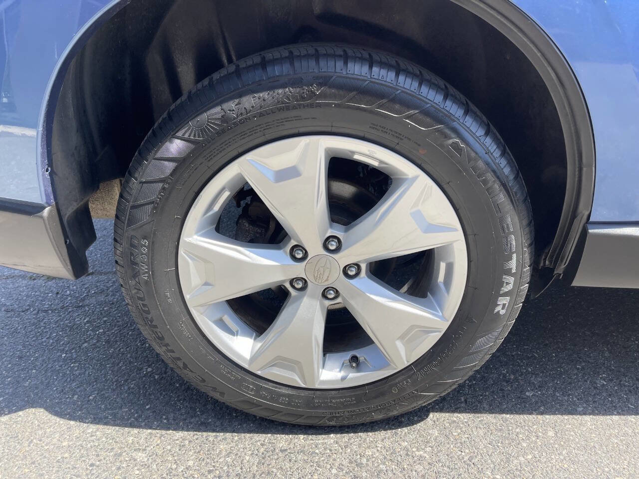 Used 2015 Subaru Forester 2.5i Premium w/ All-Weather Package image 13