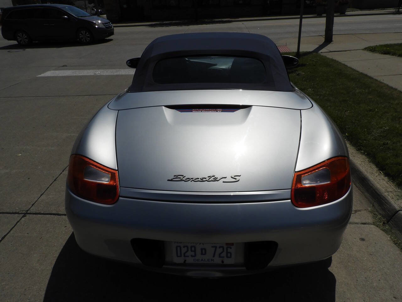Used 2002 Porsche Boxster S RWD image 12