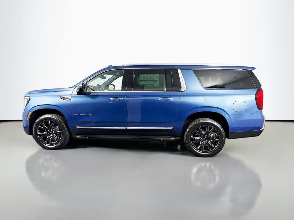 New 2026 GMC Yukon XL Elevation w/ Elevation Premium Package AWD/4WD video 4
