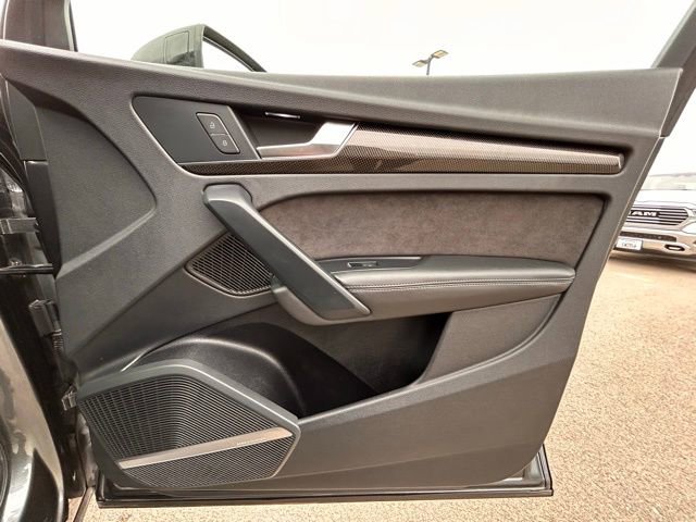 Used 2019 Audi SQ5 Premium Plus w/ Premium Plus Package AWD/4WD image 39