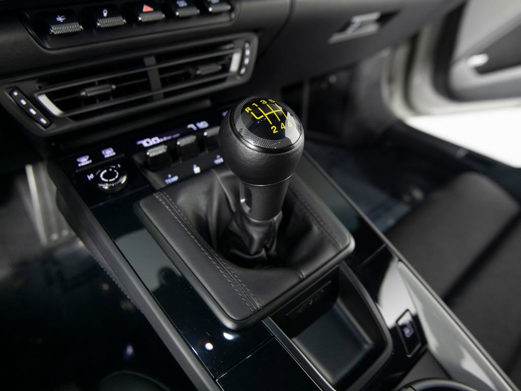 Certified 2022 Porsche 911 GT3 RWD image 28