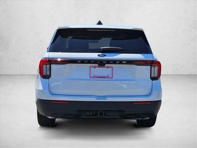 New 2026 Ford Explorer Active RWD image 8
