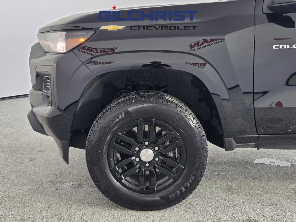 Used 2024 Chevrolet Colorado LT w/ LT Convenience Package II image 10