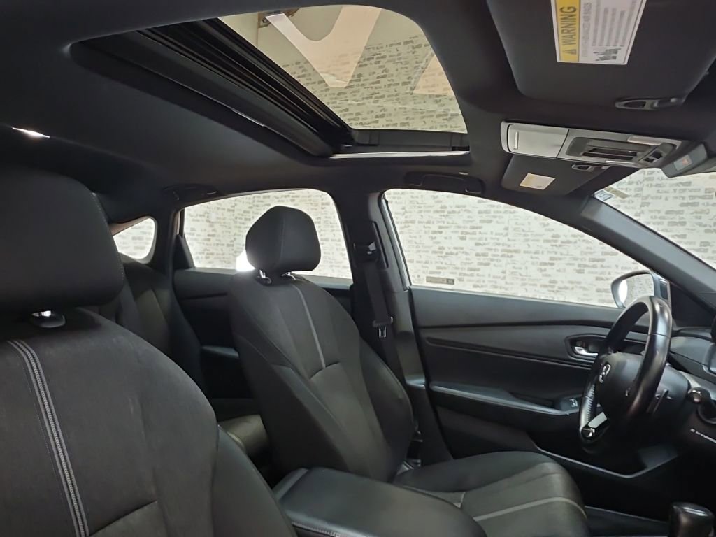 Used 2023 Honda Accord Sport image 11