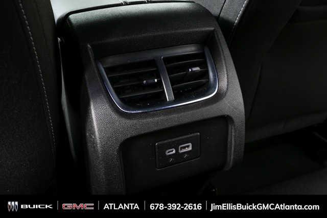 Used 2025 Chevrolet Blazer LT FWD image 18