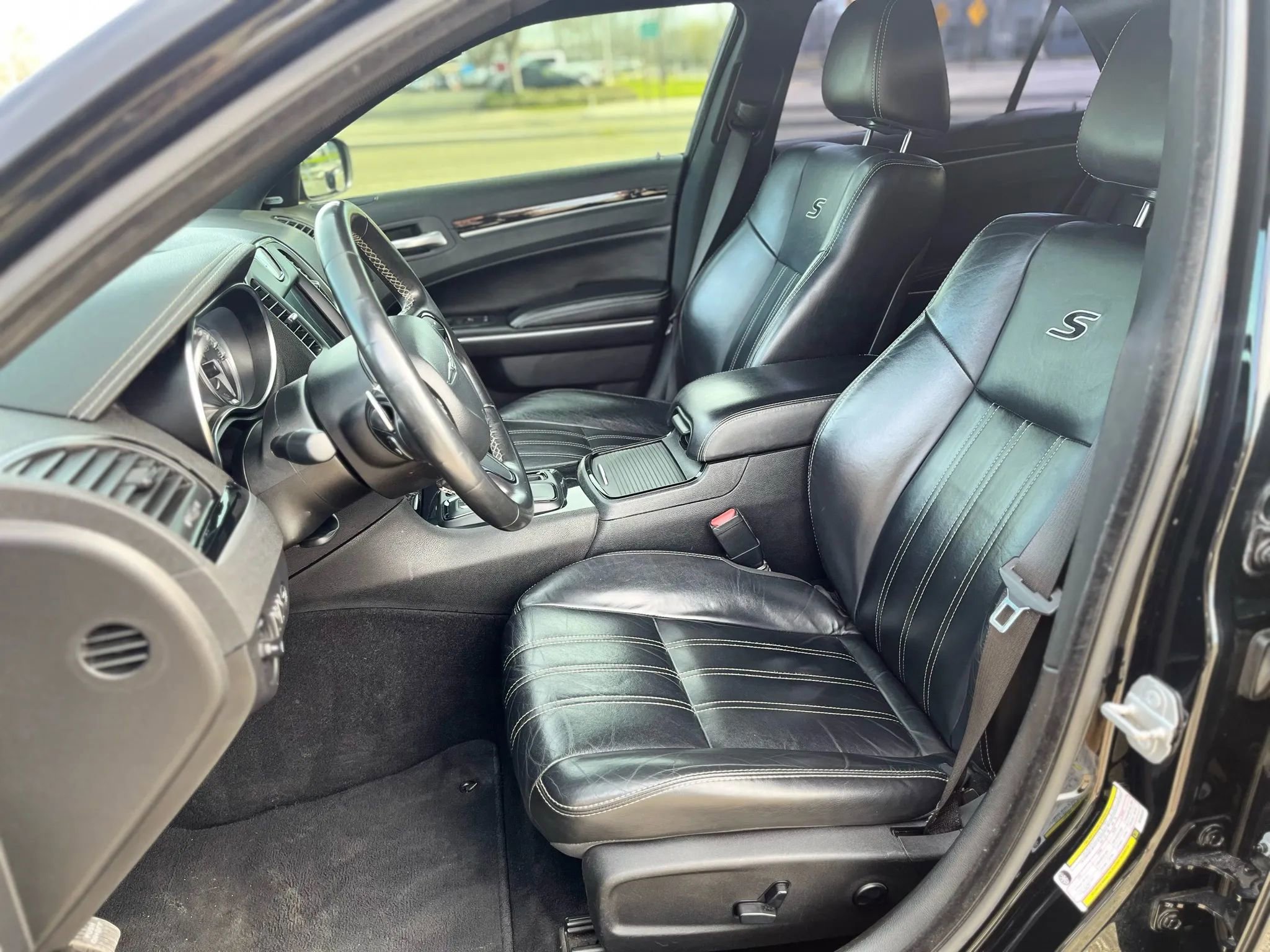 Used 2021 Chrysler 300 S RWD image 10