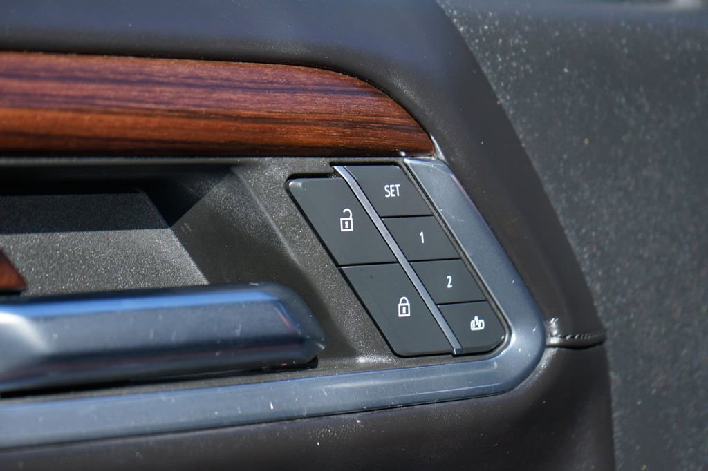 Used 2024 GMC Sierra 3500 Denali Ultimate image 17