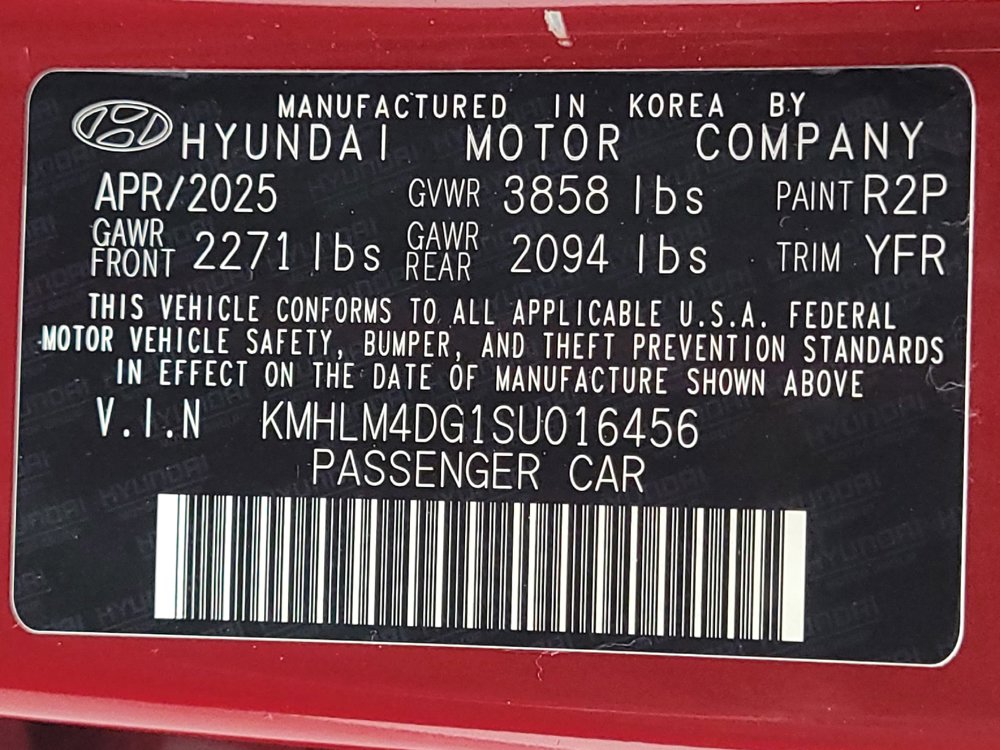 Used 2025 Hyundai Elantra Sport FWD image 33