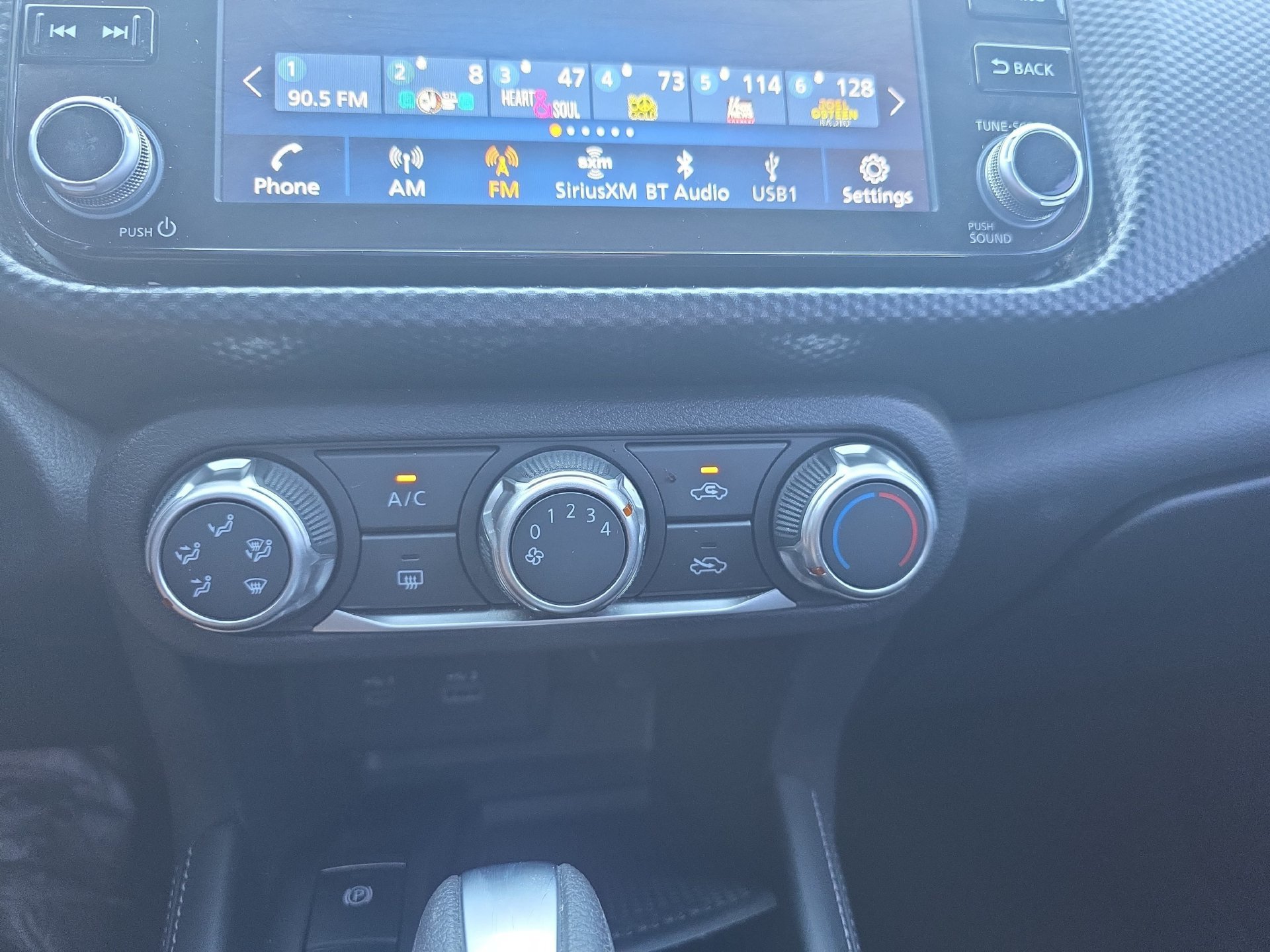 Used 2023 Nissan Kicks SV FWD image 23
