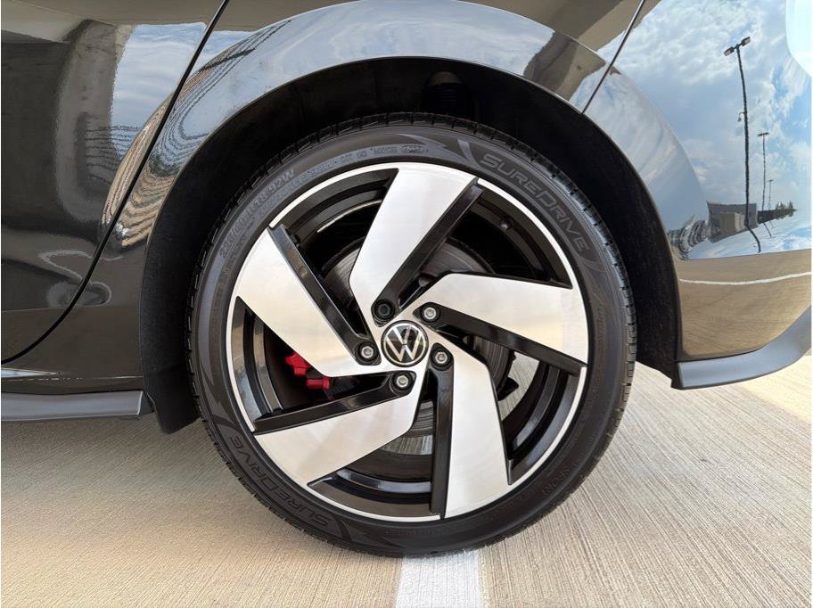 Used 2024 Volkswagen GTI S FWD image 29
