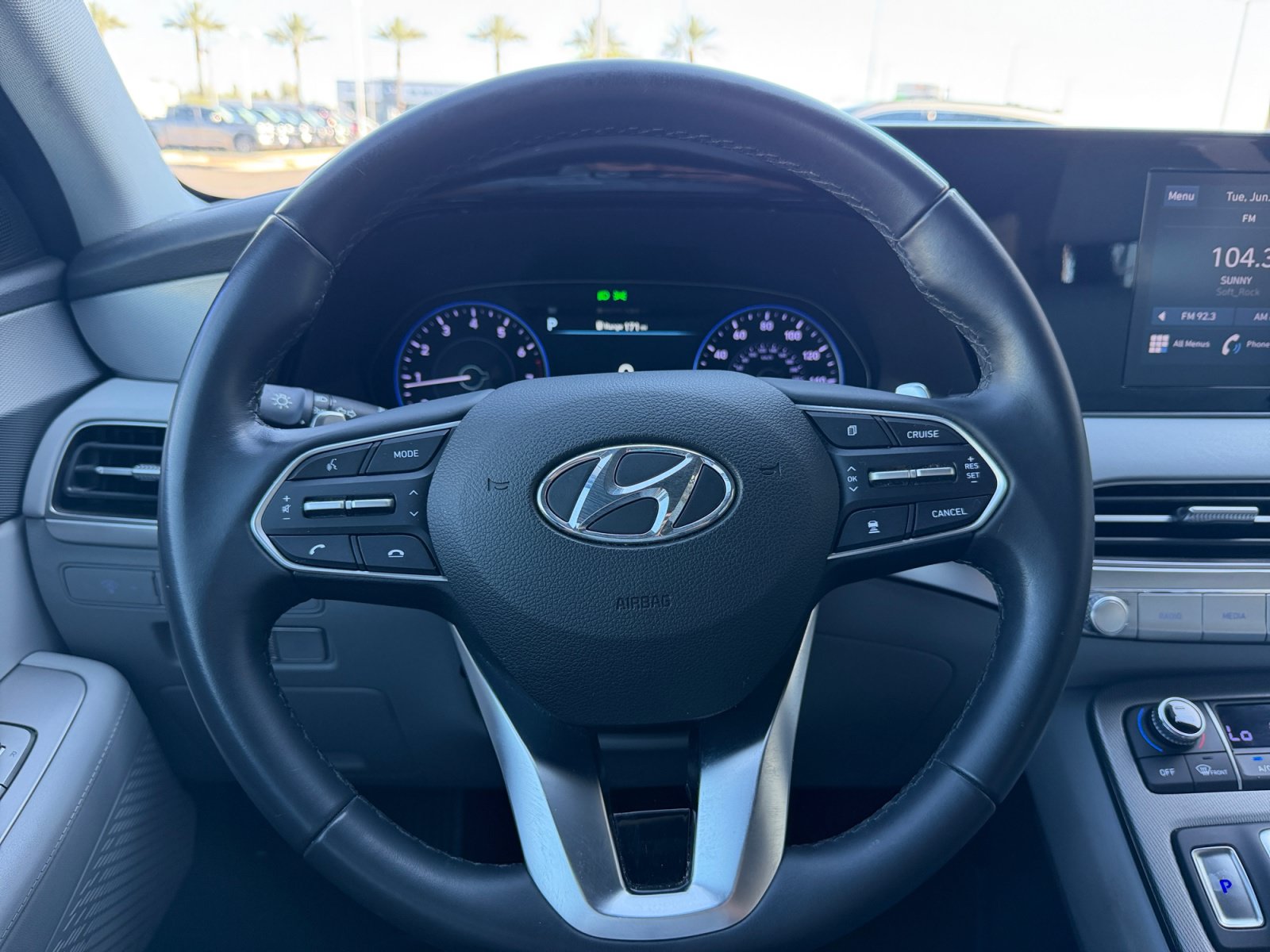Used 2021 Hyundai Palisade SEL w/ Convenience Package FWD image 9